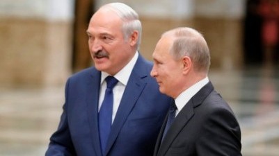 Putin və Lukaşenko vahid müdafiə məkanının yaradılmasını müzakirə ediblər